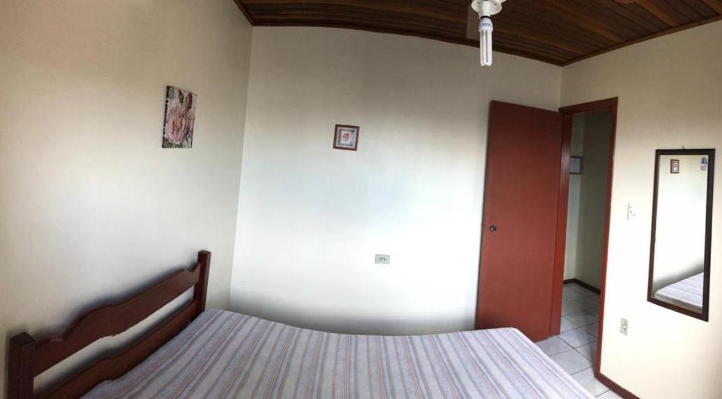 Residencial Souza - Praia Da Pinheira - Sc 팔호카 외부 사진