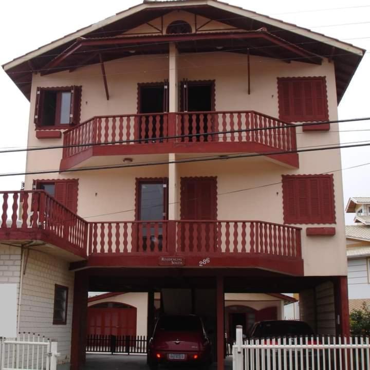Residencial Souza - Praia Da Pinheira - Sc 팔호카 외부 사진