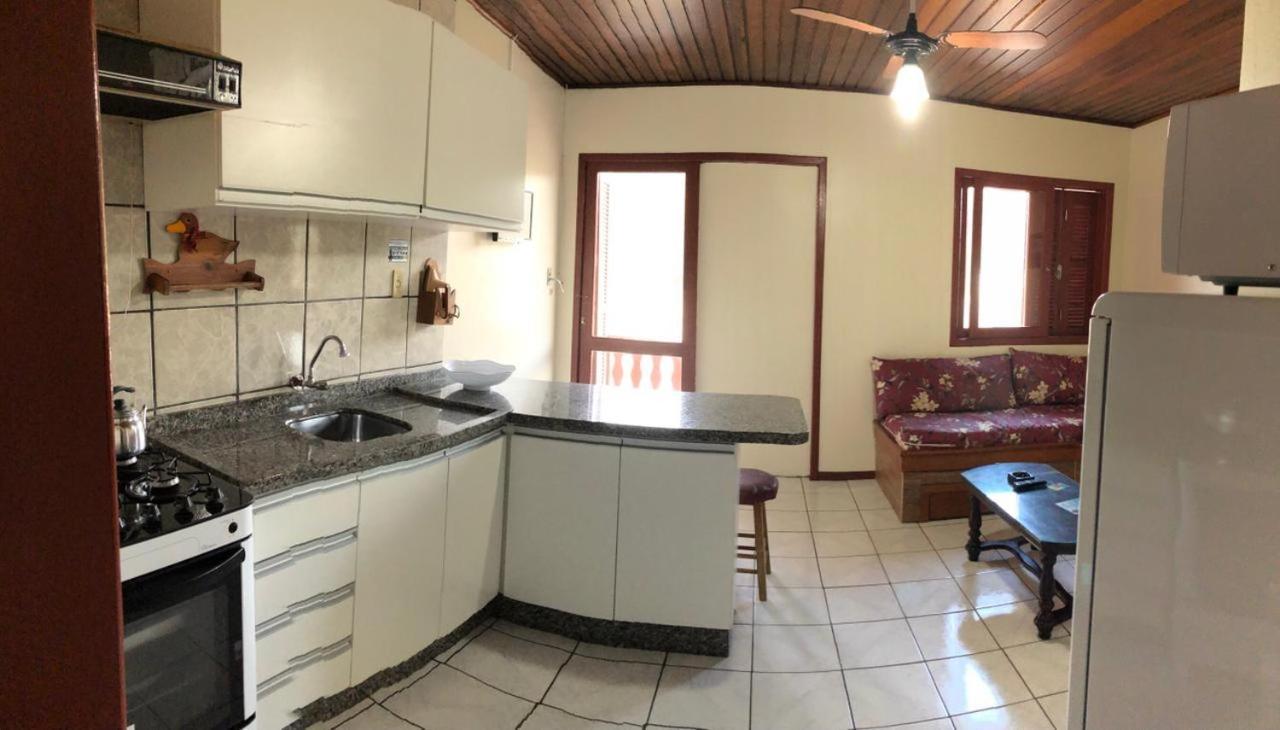 Residencial Souza - Praia Da Pinheira - Sc 팔호카 외부 사진